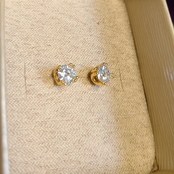 14k Moissanite Yellow Gold Over Sterling Silver Stud Earrings 1.00ctw DEW - Picture 4 of 8